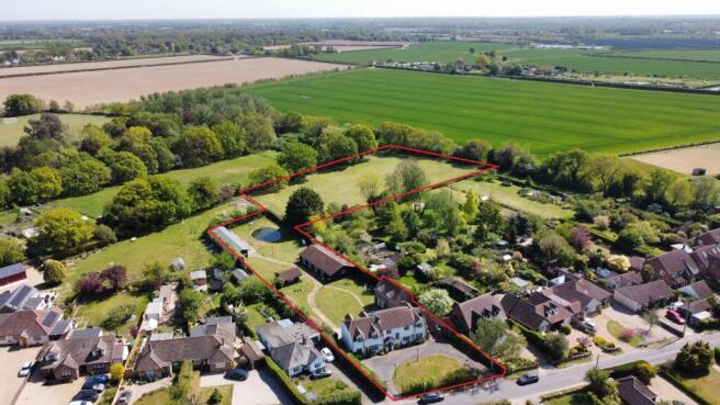 6 bed property, in Moor Road, £1,250,000