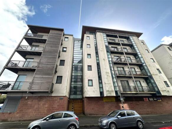 2 bed property, in Cornhill, £65,000