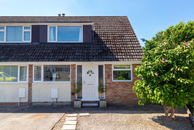 3 bed property, in Wrington Mead, £375,000