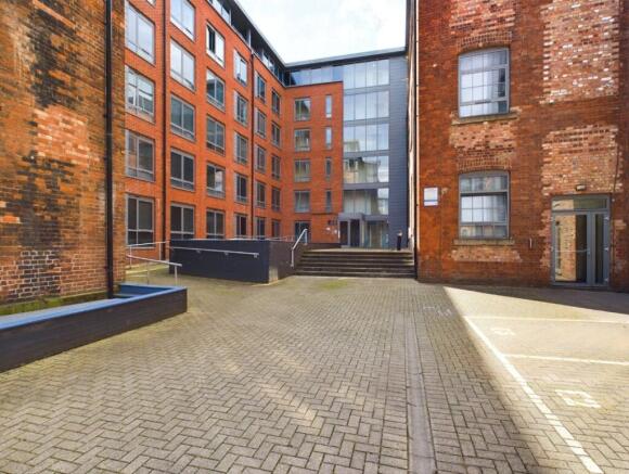 2 bed property, in The Hicking Building, £132,000