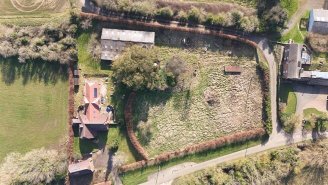 4 bed property, in Stewton, £640,000