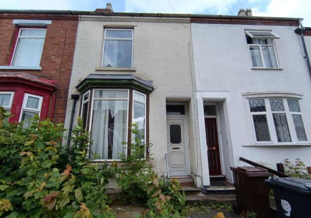 2 bed property, in 4 Sherwood Street, £35,000