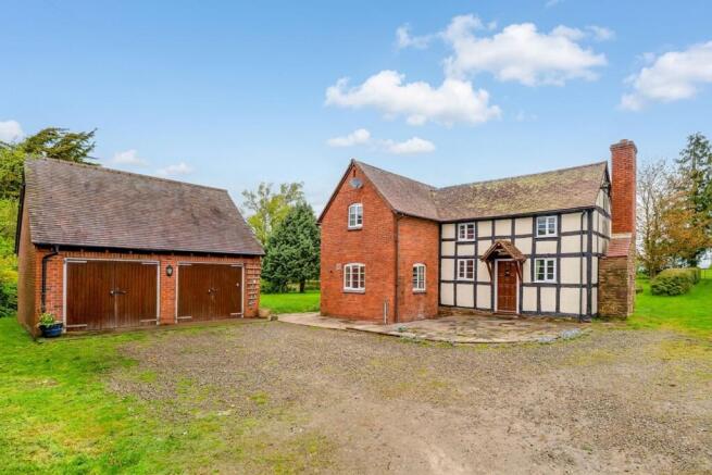 3 bed property, in School Lane, £650,000