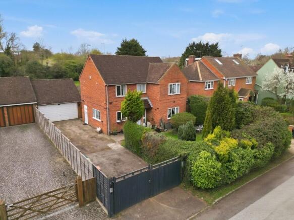 4 bed property, in London Road, £650,000