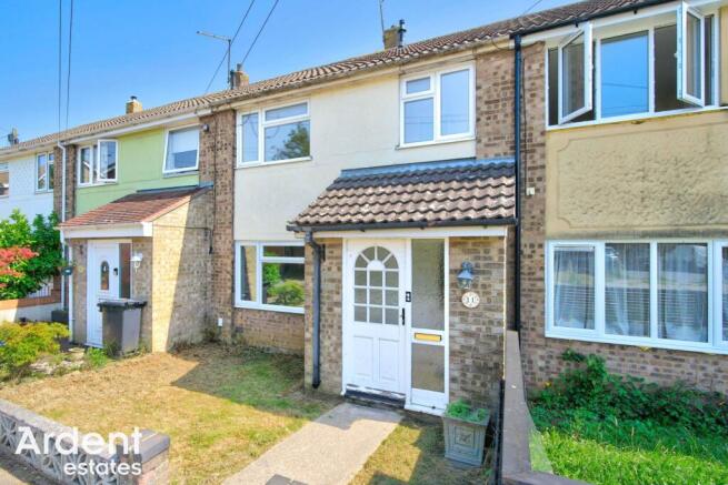 3 bed property, in Burns Close, £280,000