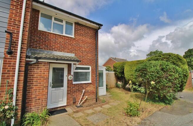 2 bed property, in Empson Walk, £277,950