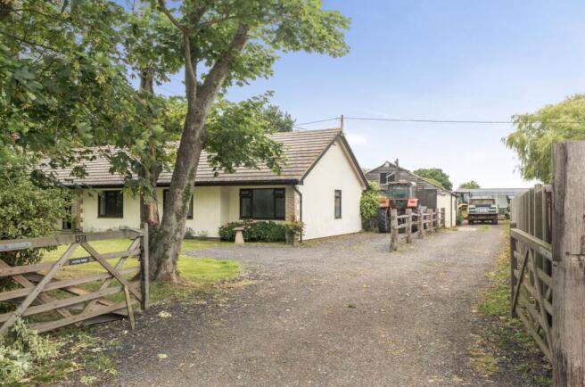 3 bed property, in Almodington Lane, £800,000