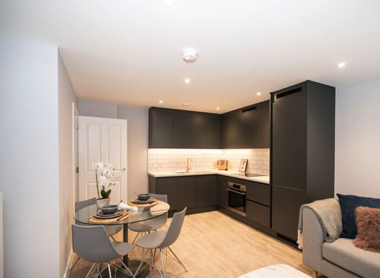 2 bed property, in Hewitt Street, £237,000
