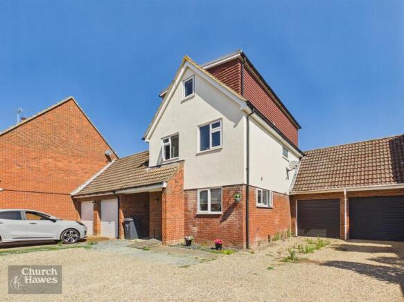 5 bed property, in Inchbonnie Road, £450,000