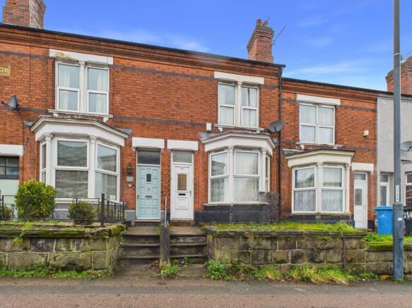 3 bed property, in St Thomas Road, £200,000