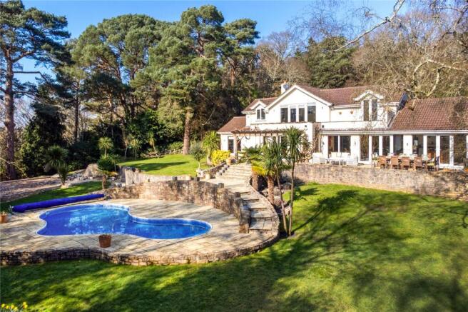 3 bed property, in Keepers Lane, £1,800,000