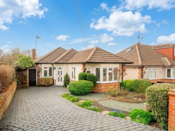 3 bed property, in Upway, £525,000