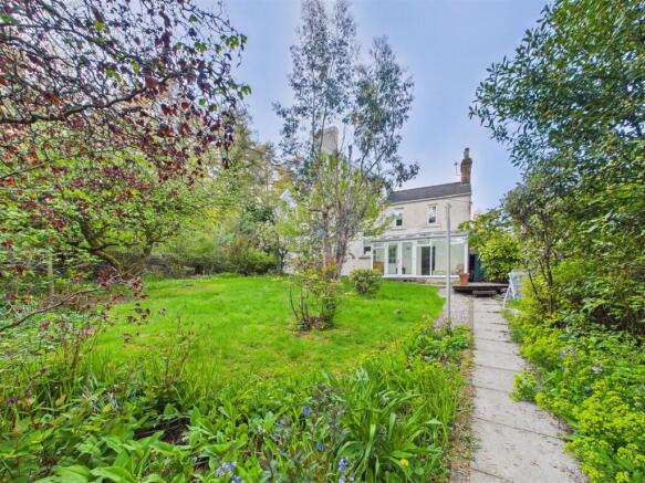 3 bed property, in The Branch, £275,000