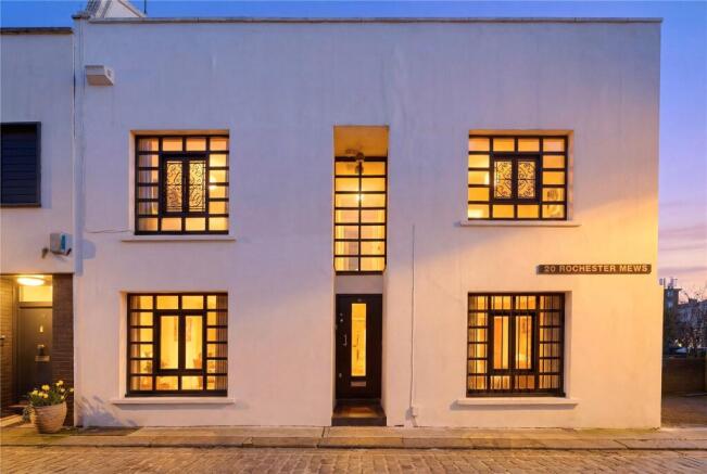 4 bed property, in Rochester Mews, £2,200,000
