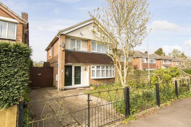 Studio, in South Avenue, £250,000