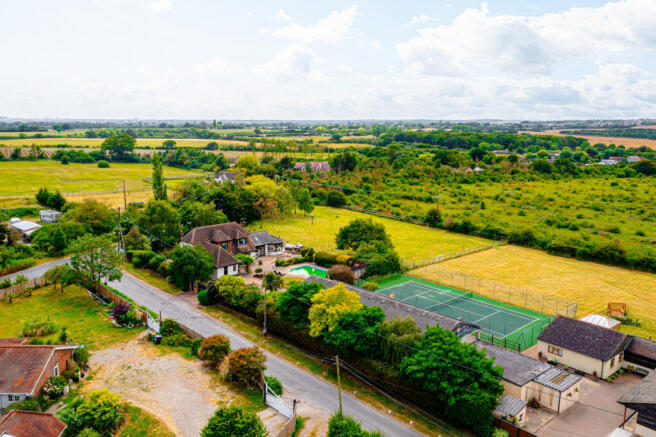 6 bed property, in Lark Hill Road, £1,700,000