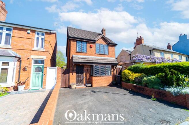 3 bed property, in Linthurst Newtown, £429,950