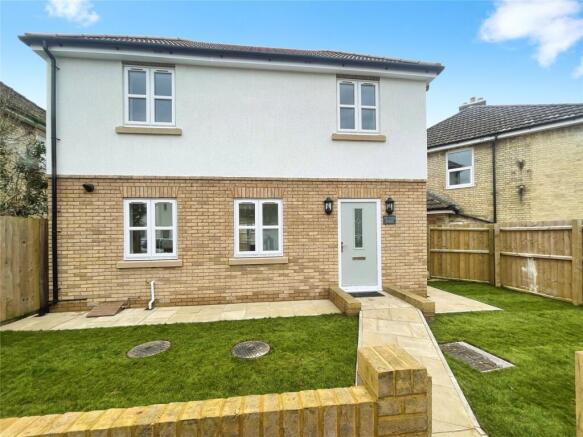 2 bed property, in Darwin Drive, £400,000