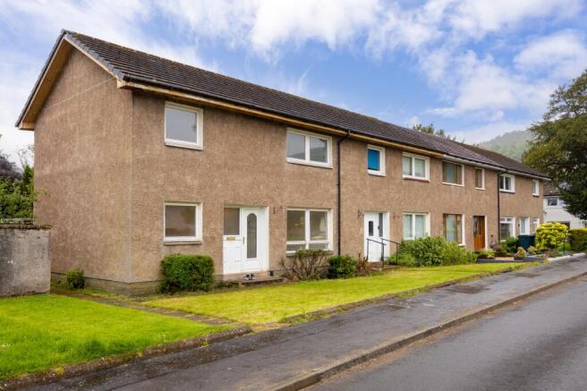 4 bed property, in Clachan Road, £130,000