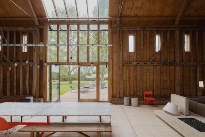 6 bed property, in The Old Barn, £1,495,000