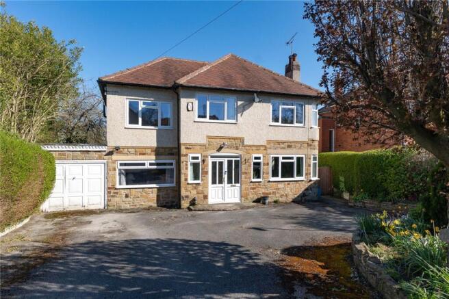 5 bed property, in Sandhill Grove, £755,000