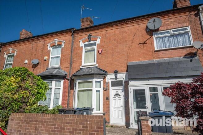 2 bed property, in Rowheath Road, £220,000