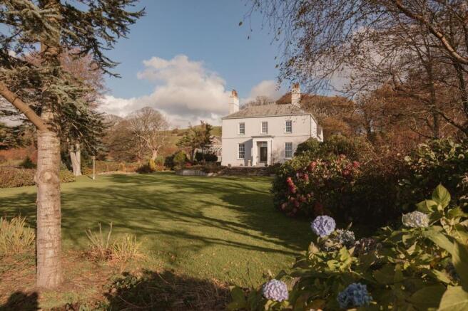 5 bed property, in Underwood House, £1,550,000