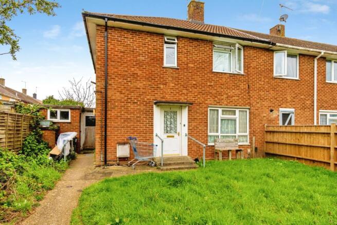 1 bed property, in Cleasby Close, £90,000