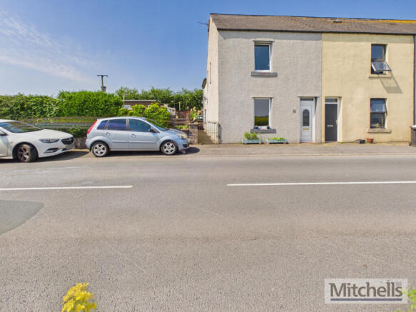3 bed property, in 8 Abbey Terrace, £150,000
