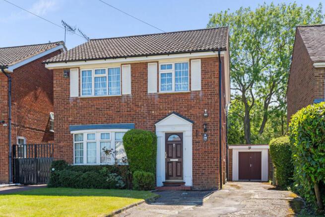4 bed property, in Coldharbour Lane, £750,000