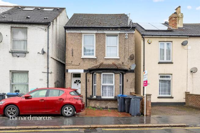 1 bed property, in Selsdon Road, £130,000