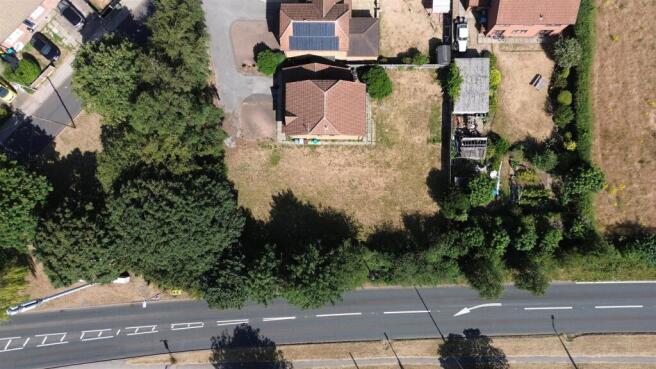 Land, in Wheatfield Crescent, £100,000