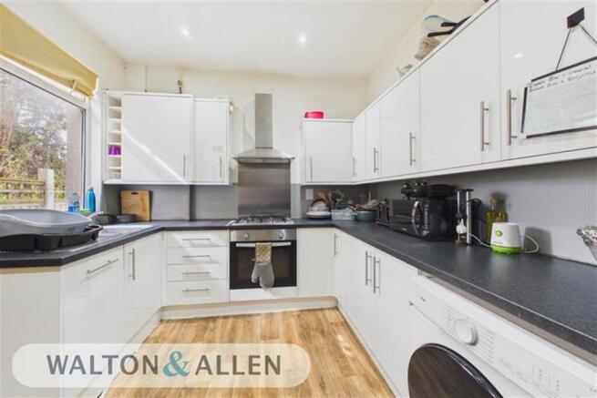 5 bed property, in Port Arthur Road, £250,000