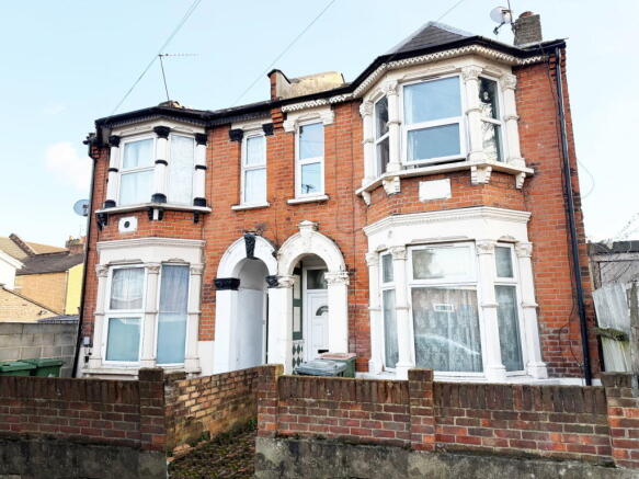 3 bed property, in Wolferton Road, £475,000