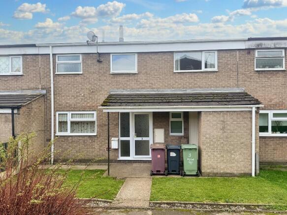 4 bed property, in Holbrook Way, £159,500