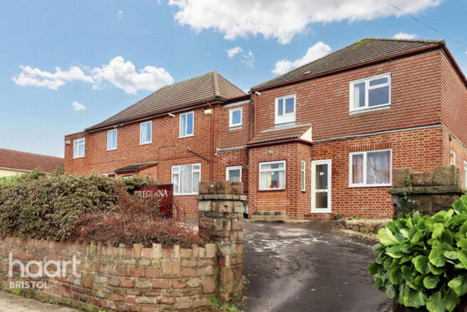 12 bed property, in High Street, £1,150,000