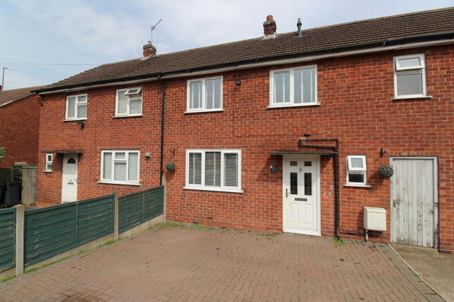 2 bed property, in Hawthorn Crescent, £189,950