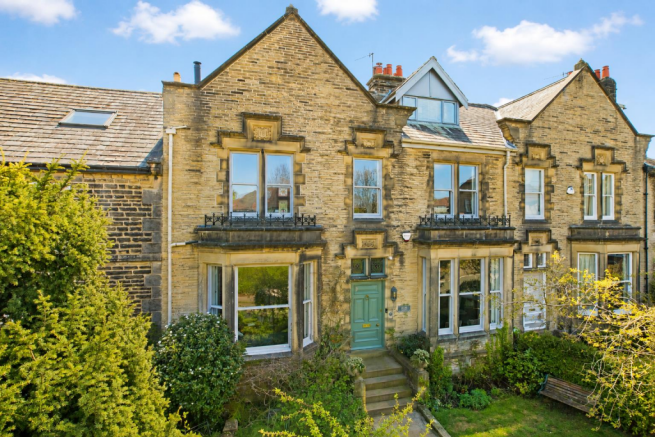 6 bed property, in Wheatley Lane, £1,150,000
