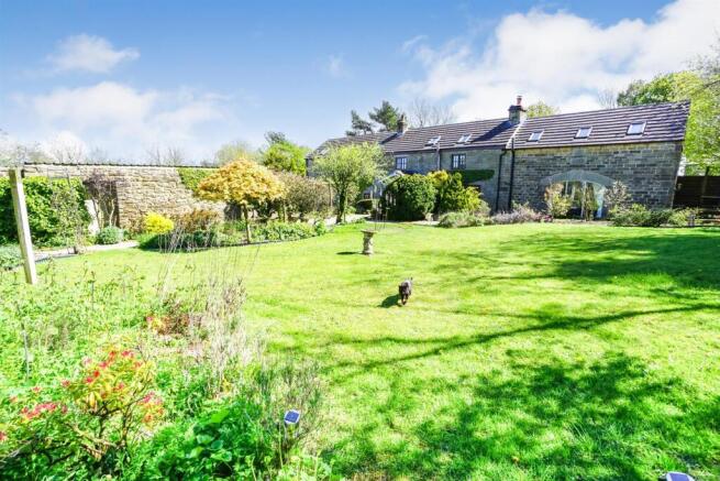 4 bed property, in Gladwins Mark, £1,200,000