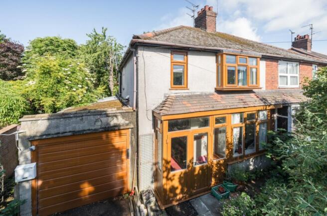 3 bed property, in Severn Street, £150,000