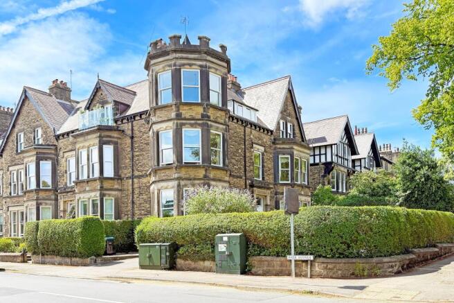 4 bed property, in Otley Road, £750,000