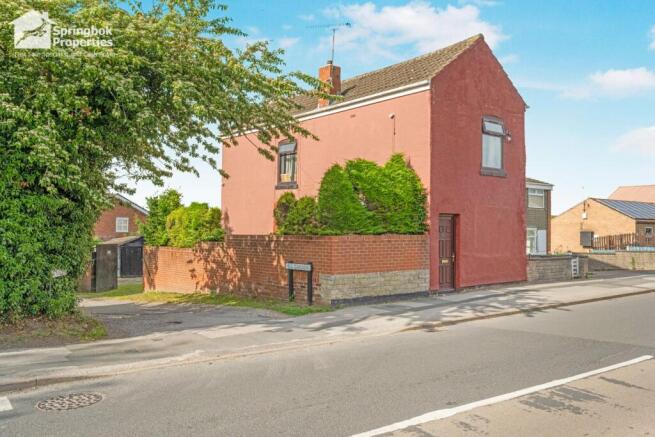 3 bed property, in Scrooby Road, £140,000
