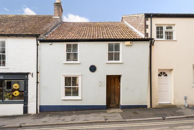 3 bed property, in Durngate Street, £350,000