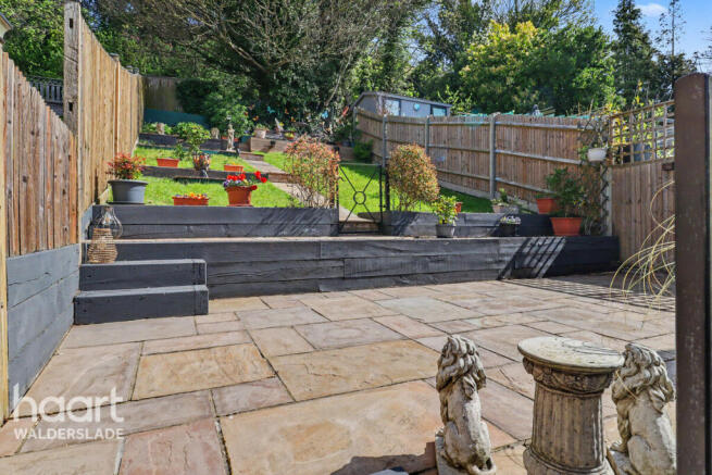 3 bed property, in Beacon Road, £325,000