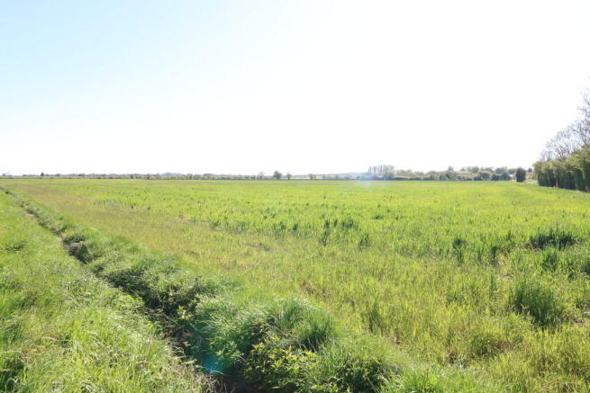 Land, in Arable Land, £200,000