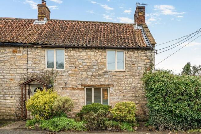 2 bed property, in Bleadney, £310,000