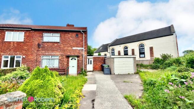 2 bed property, in Attlee Crescent, £75,000