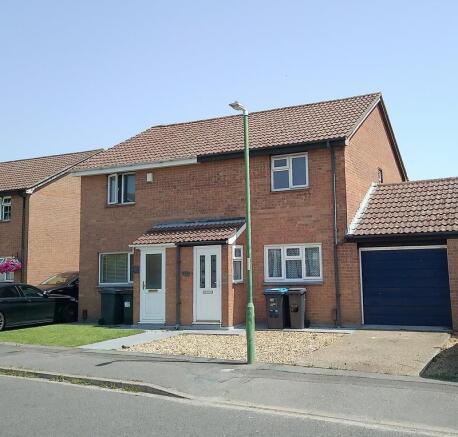 3 bed property, in Tarrant Road, £319,950