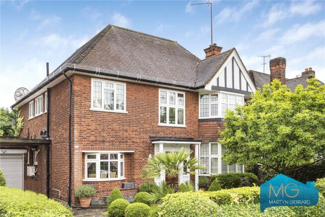 5 bed property, in Manor Hall Avenue, £2,150,000