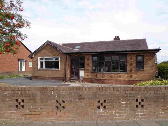 4 bed property, in Gisburn Avenue, £289,950